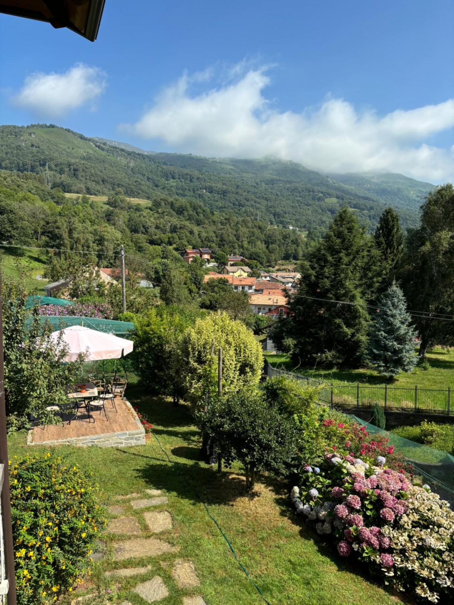 B&B La Locanda Dei Gatti Donato Exterior photo